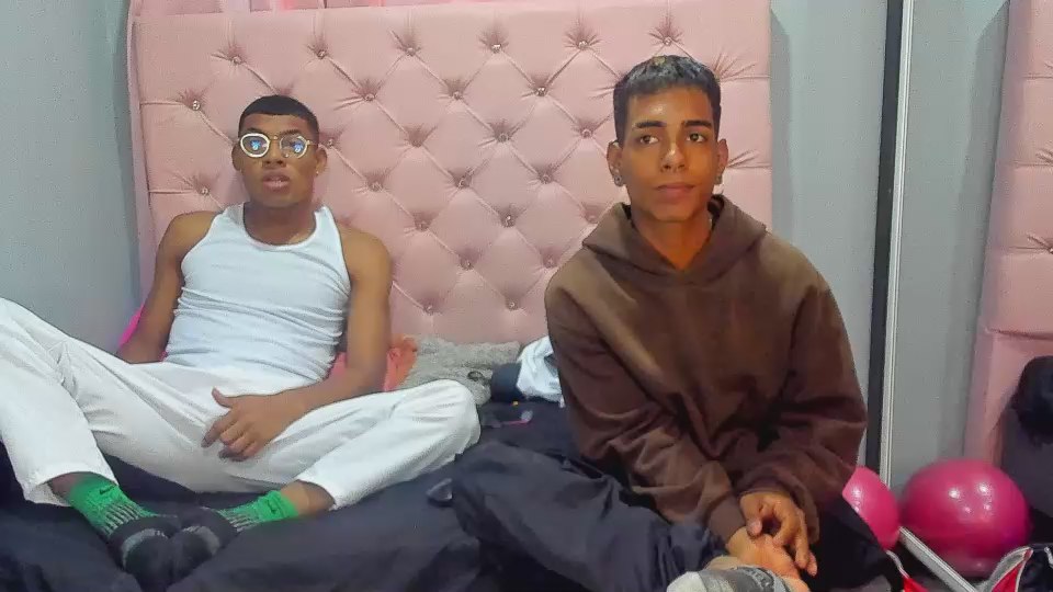 AndyandAndrew Photos on InfiCams