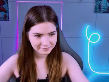 aliceinredsquare_ Photos on InfiCams