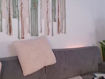 breeding_material Photos on InfiCams