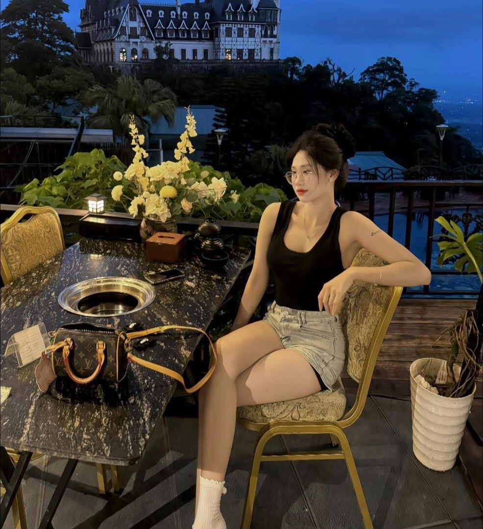 maianhcute Photos on InfiCams