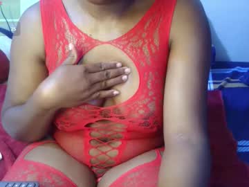 sexymompie Photos on InfiCams