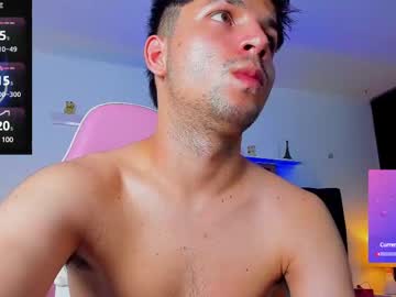 issac_james cam model photos at Chaturbate